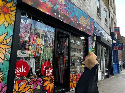 cheapest charity shops in london|20 Best Charity Shops in London from Central to Chelsea .